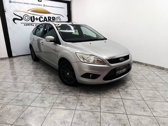 FORD FOCUS 2.0 GHIA 16V FLEX 4P AUTOMÁTICO